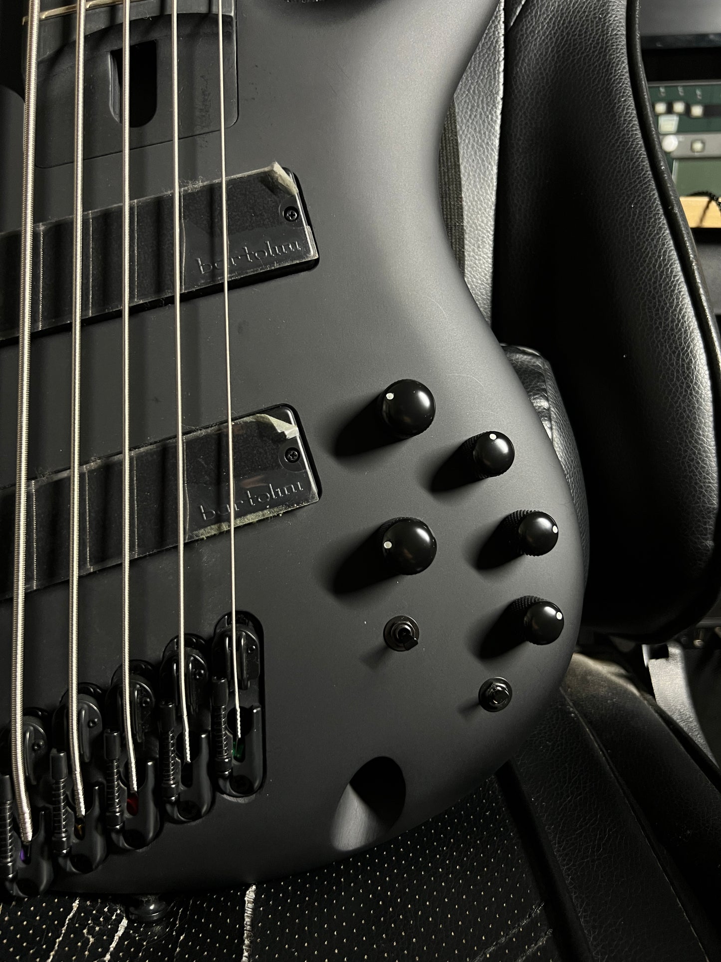 Ibanez SRMS625EX BKF