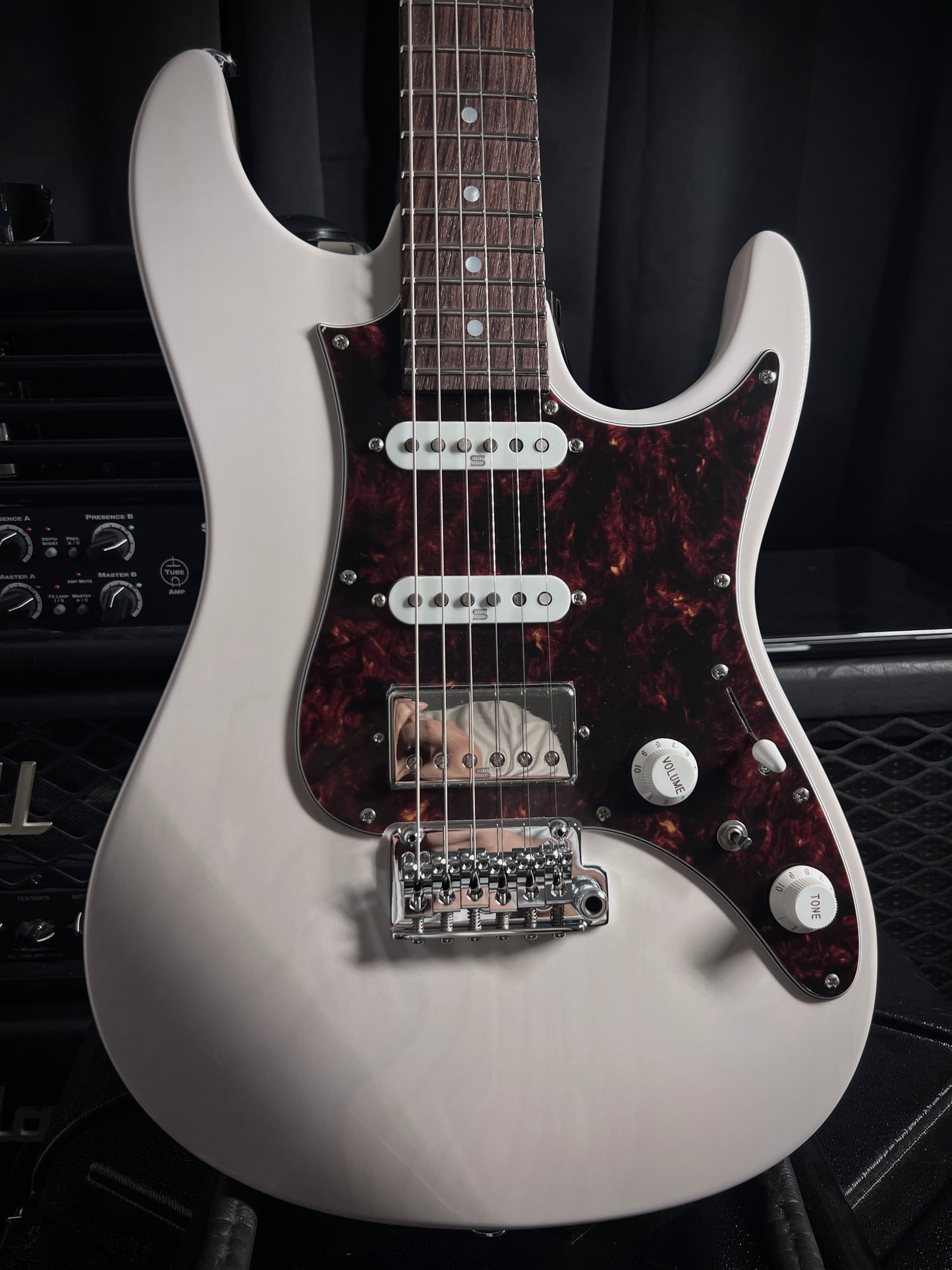 Ibanez AZ2204N AWD