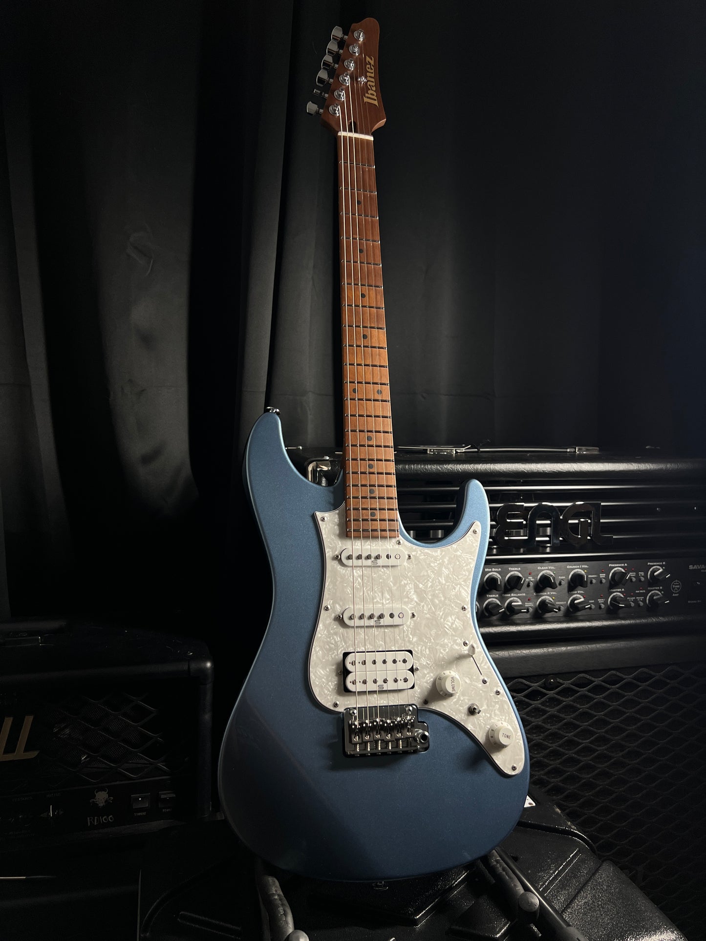 Ibanez Prestige AZ2204 ICM -Ice Blue Metallic